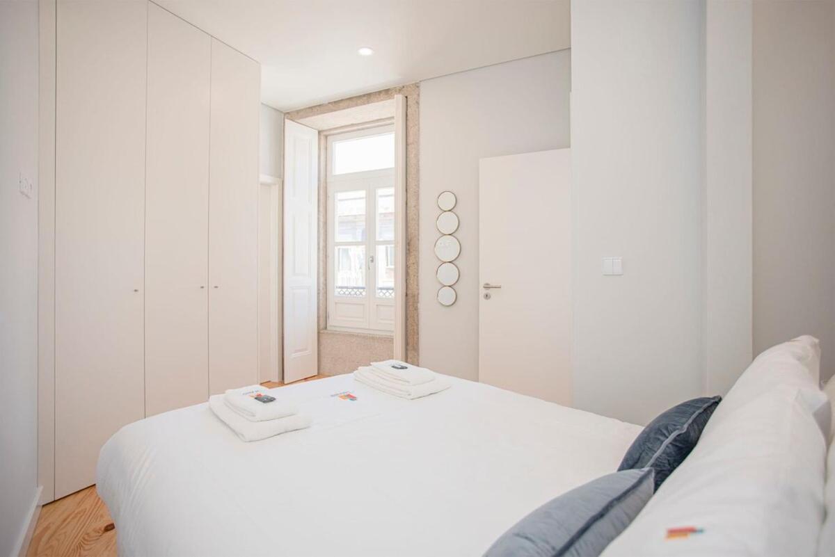 Liiiving In Porto - Aliados Stone Apartment Buitenkant foto