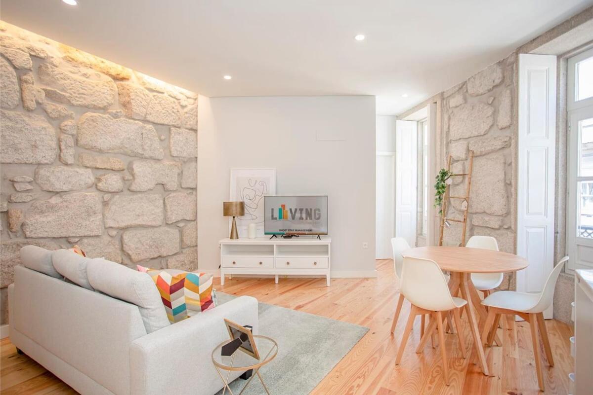 Liiiving In Porto - Aliados Stone Apartment Buitenkant foto